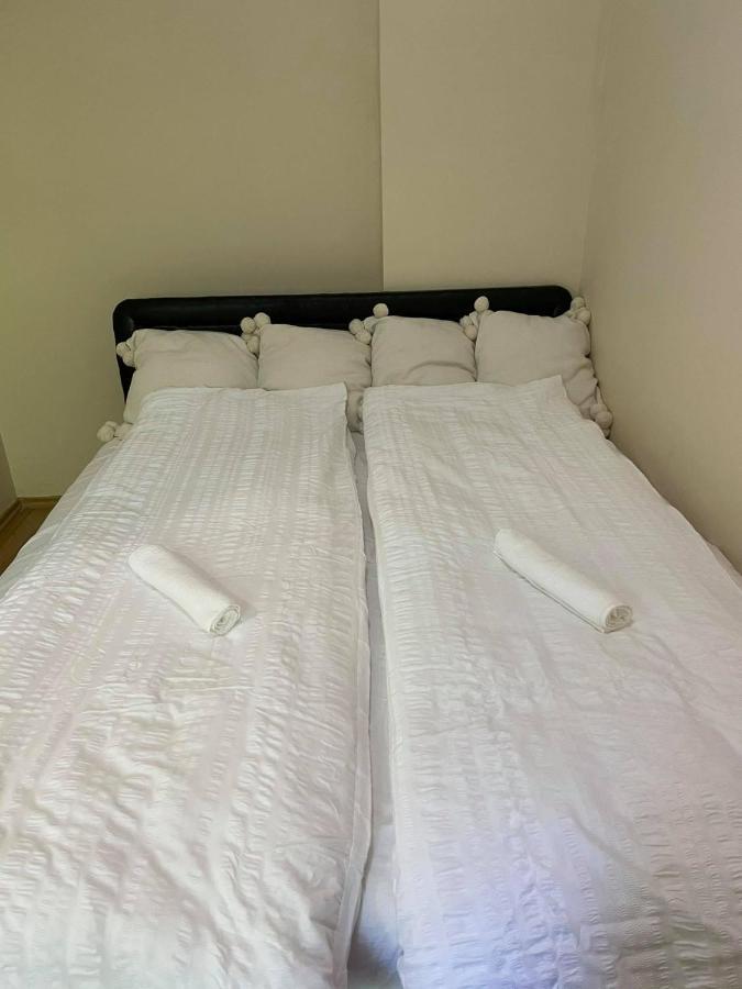 Szeged Suncity Apartman Сегед Екстериор снимка